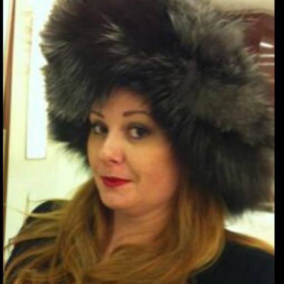 Meet your Posher, Vivian - Picture 1 of 1